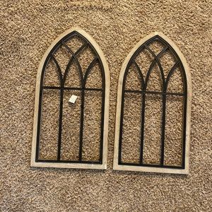 Set of two wall arches